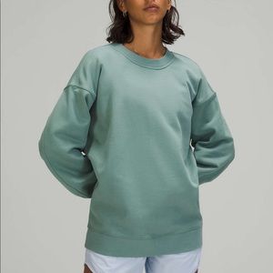 Perfectly oversized crewneck